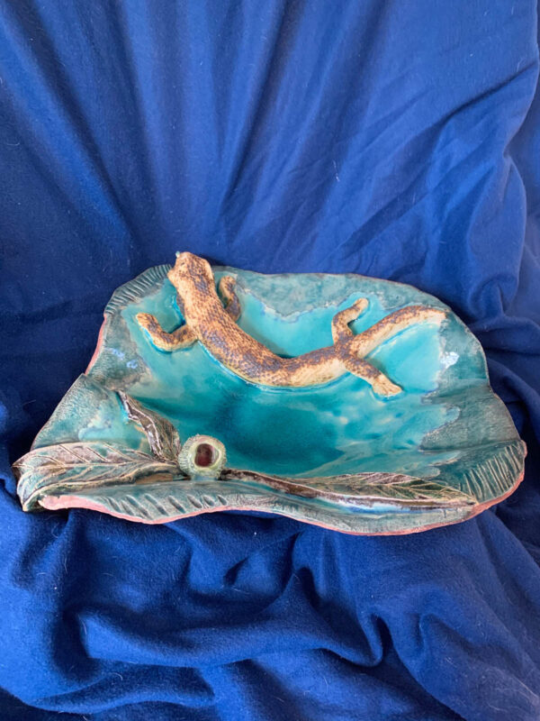 Blue tongue bowl - SOLD!